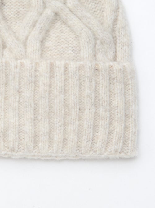 bonnet uni et côtelé avec pompon - Kiabi