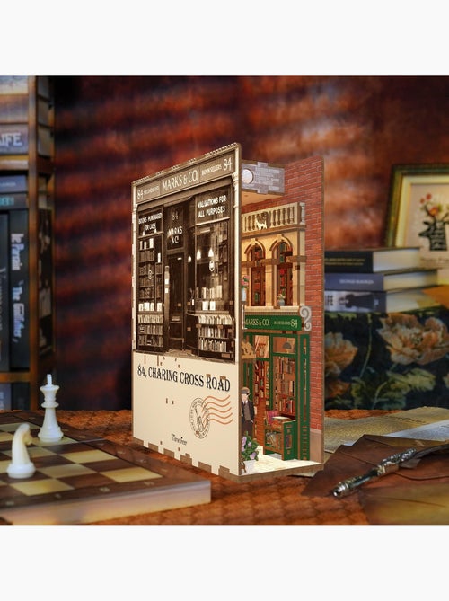 Book Nook 84 Charing Cross Road - Kiabi