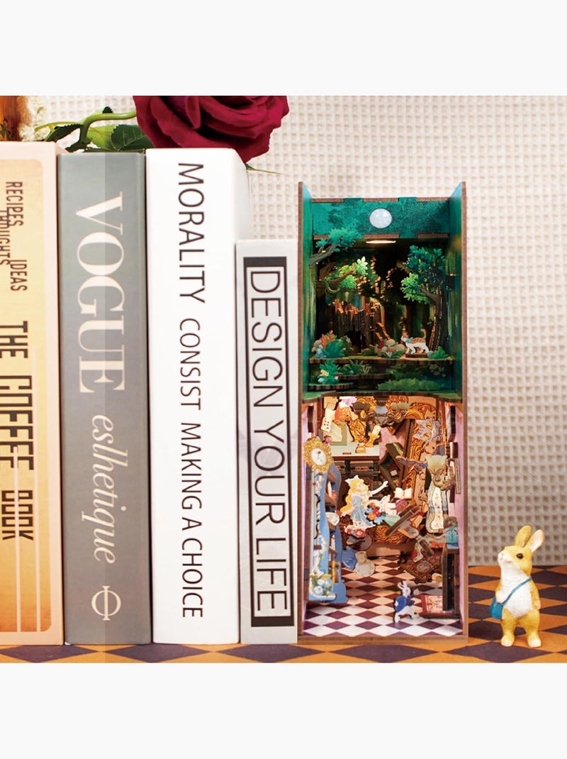 Book Nook Alice au pays des merveilles N/A - Kiabi