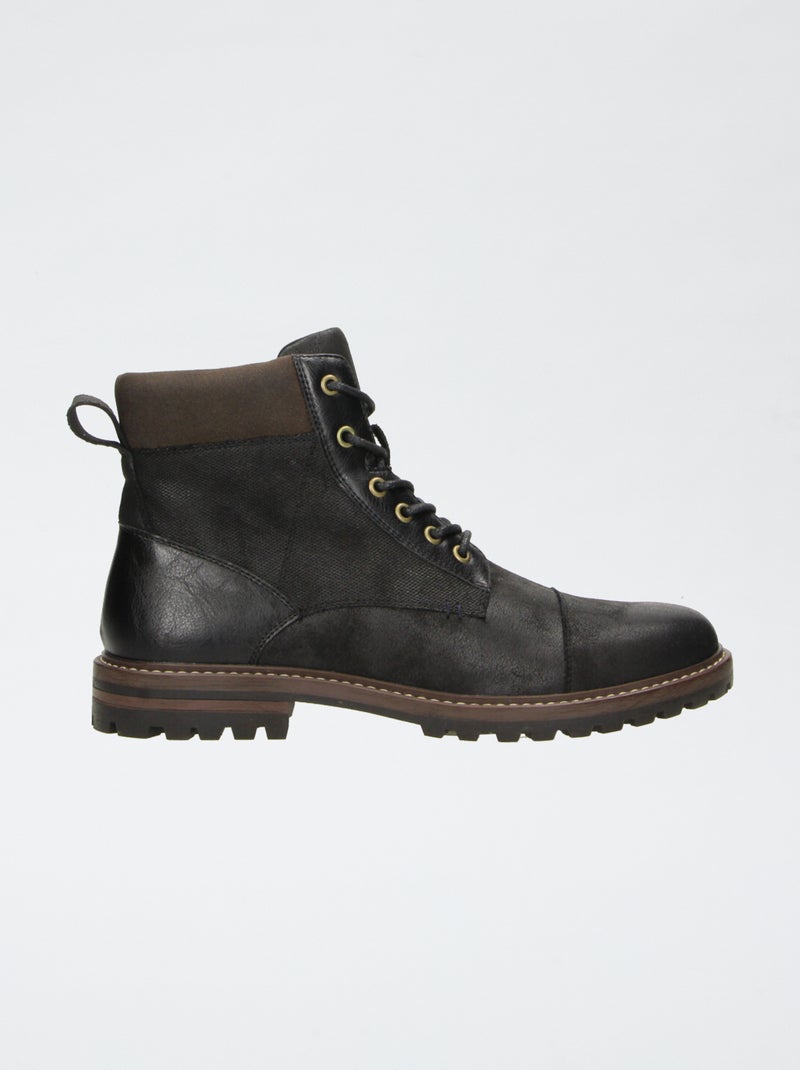 Boots à semelle crantée Noir - Kiabi