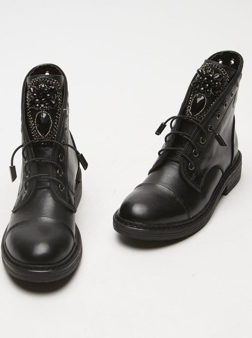 Boots avec clous BATA - Kiabi
