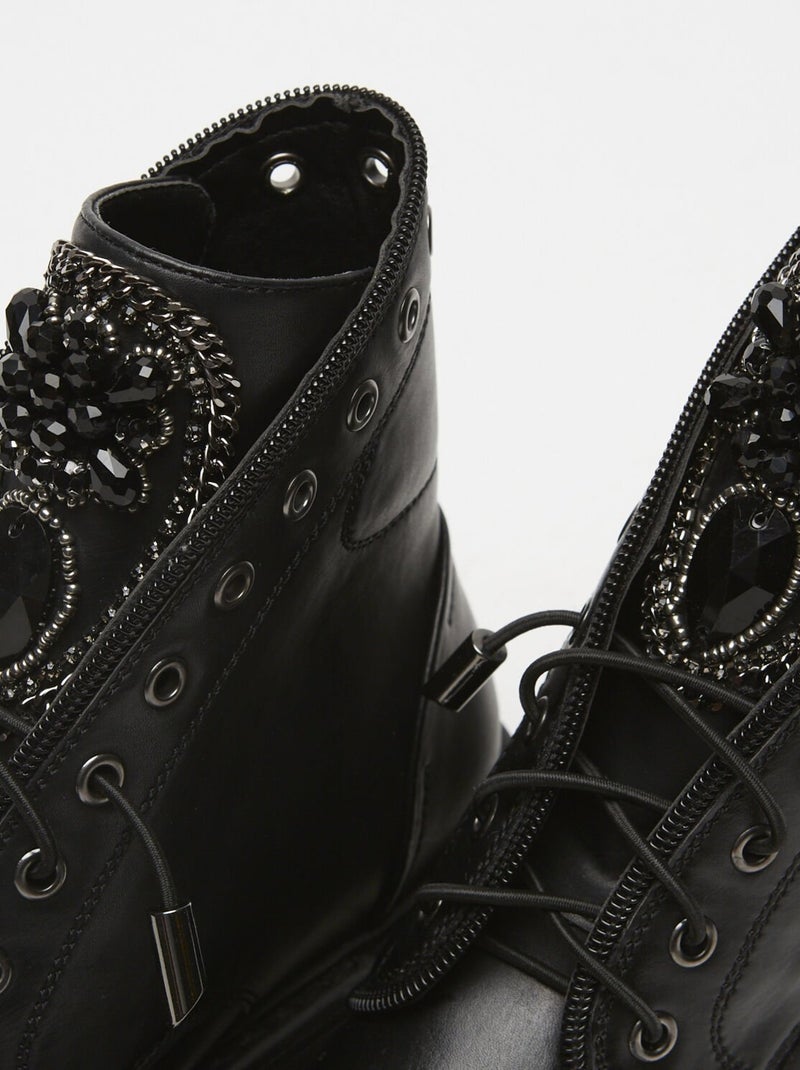 Boots avec clous BATA Noir - Kiabi