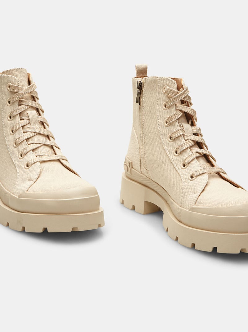 Boots avec semelle crantée BATA Beige - Kiabi