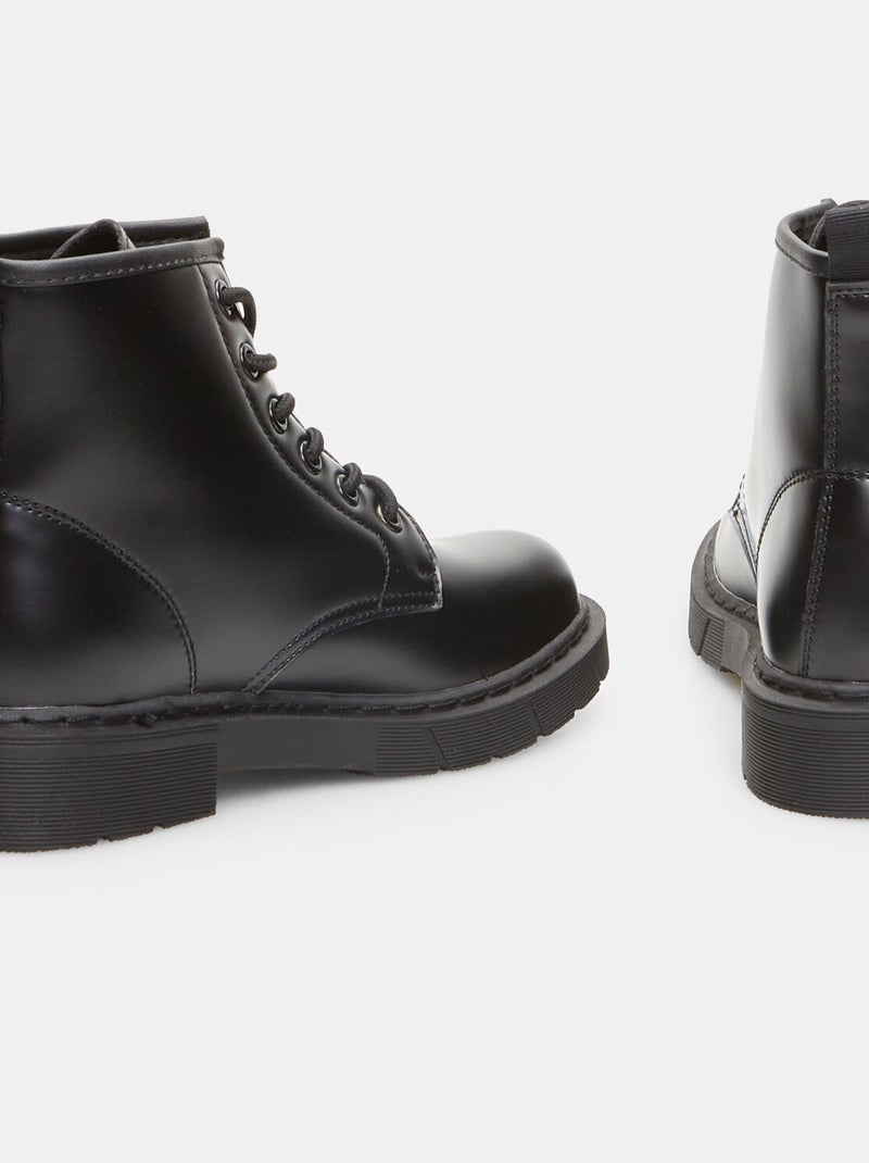 Boots avec semelle simil crantée BATA Noir - Kiabi