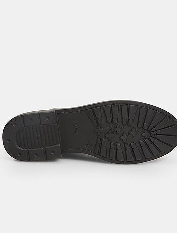 Boots bata