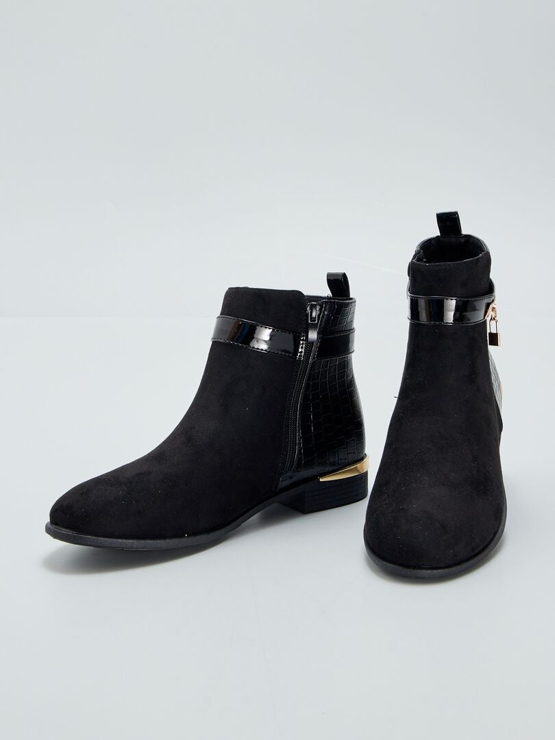 Boots bi-matière avec détails dorés Noir - Kiabi
