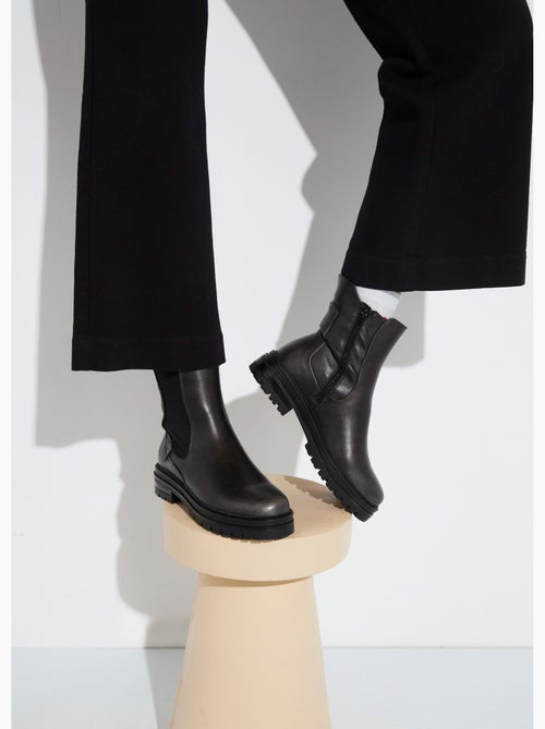 Boots chelsea montantes semelle crantée - afibel - Kiabi Boots chelsea montantes semelle crantée - afibel - Kiabi