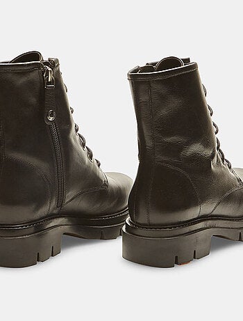Boots en cuir avec semelle crantée BATA