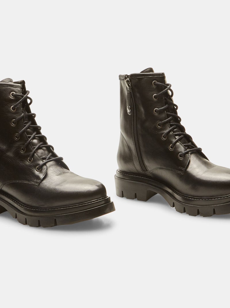 Boots en cuir avec semelle crantée BATA Noir - Kiabi