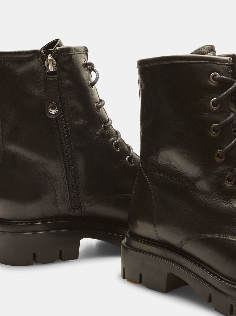 Boots en cuir avec semelle crantée BATA Noir - Kiabi