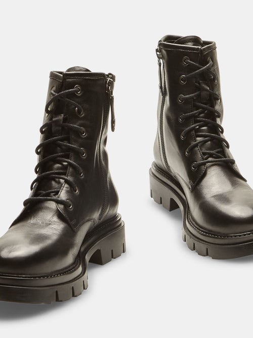 Boots en cuir avec semelle crantée BATA - Kiabi