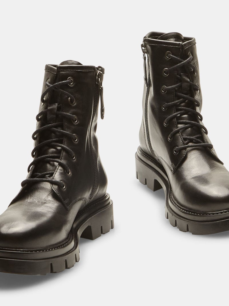 Boots en cuir avec semelle crantée BATA Noir - Kiabi