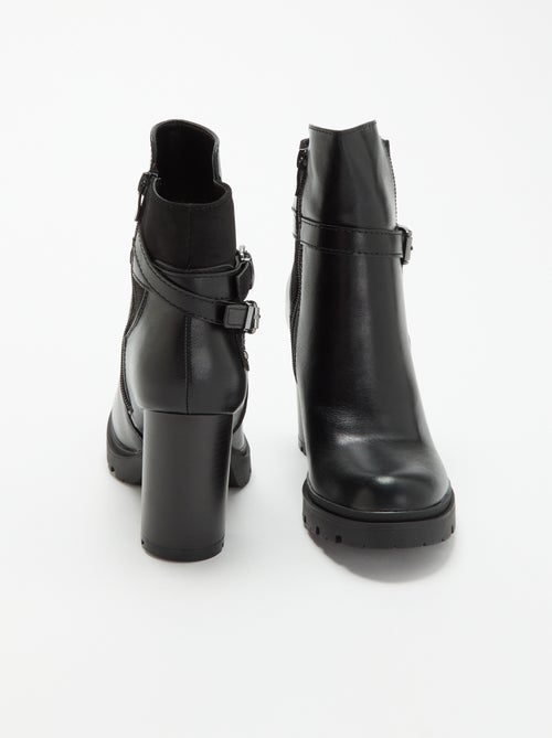 Boots en simili à talon haut - Kiabi Boots en simili à talon haut - Kiabi