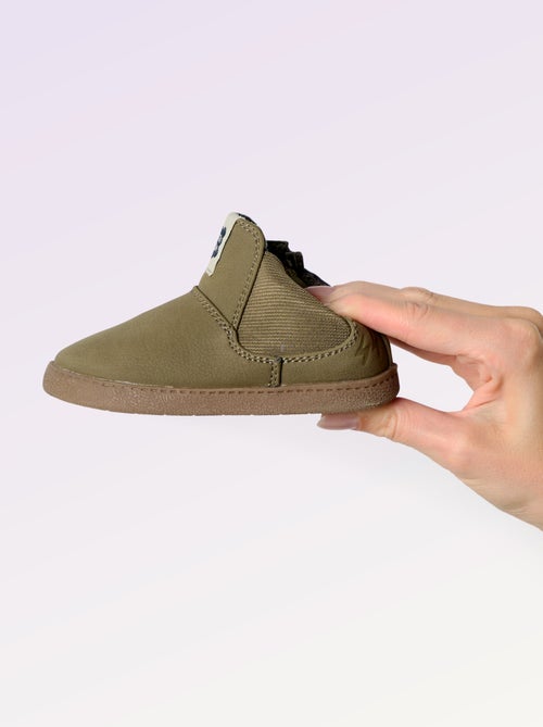Boots en simili avec soufflet élastiqué - Kiabi Boots en simili avec soufflet élastiqué - Kiabi
