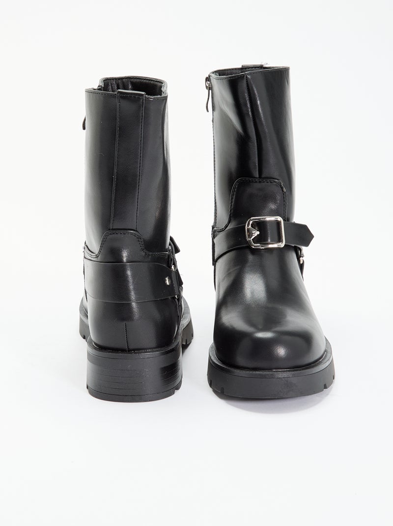 Boots en simili verni avec sangles fantaisies Noir - Kiabi