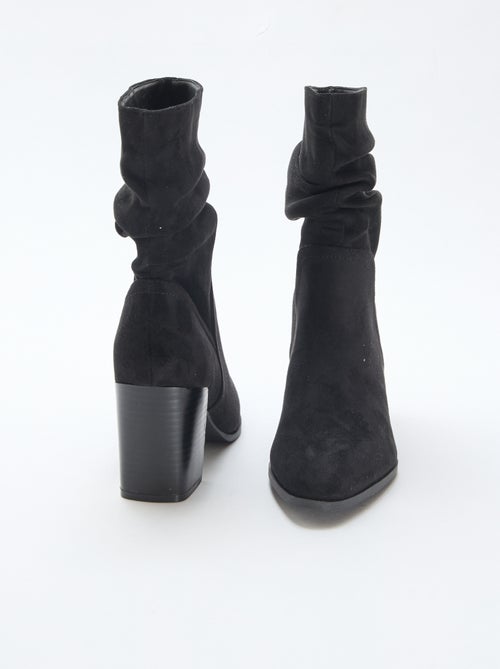 Boots en suédine effet plissé - Kiabi
