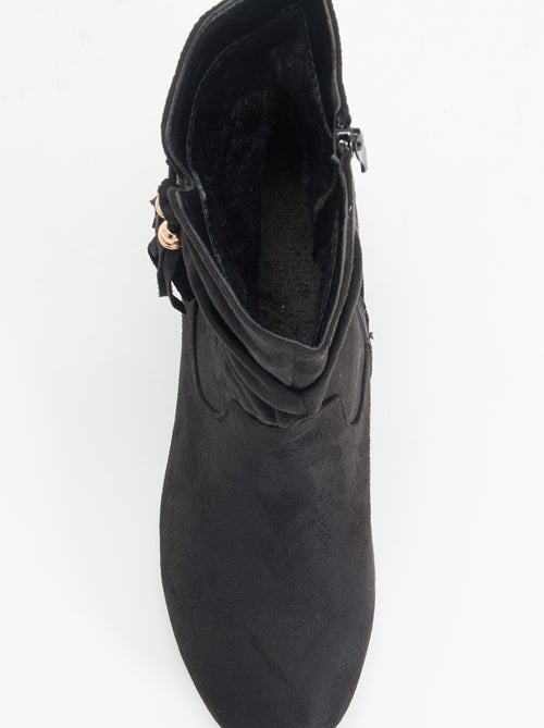 Boots en suédine - Kiabi Boots en suédine - Kiabi