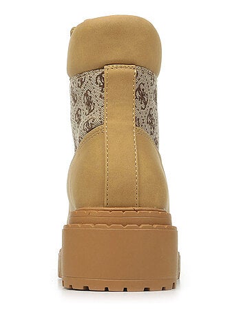 Boots Guess Leads