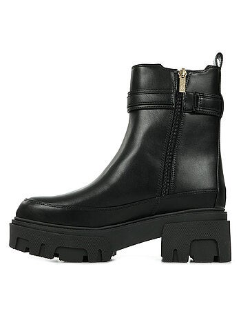 Boots Guess Yelma