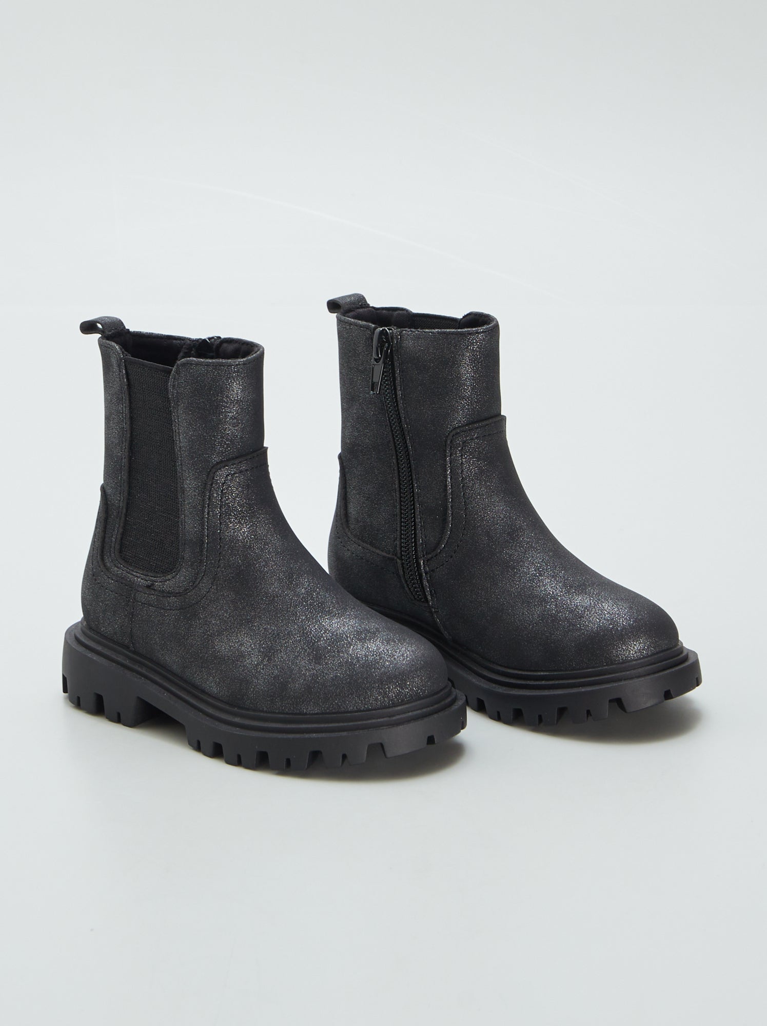 Bottes cloutees esprit Rock noir Kiabi 25.00