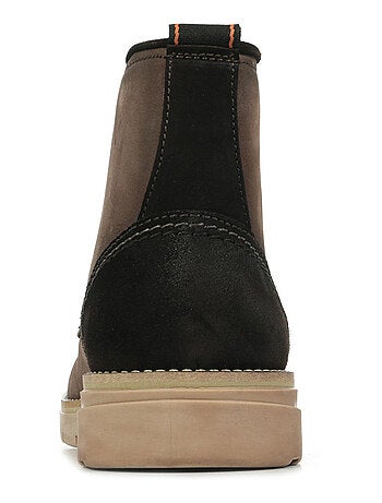 Boots Redskins Different