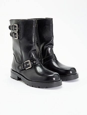 Boots tige haute en simili avec lanière fantaisie