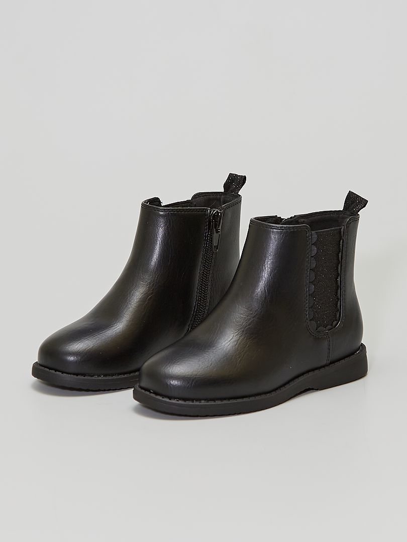 Boots type 'Chelsea' noir Kiabi 15.00€