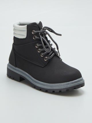 Boots type montagne