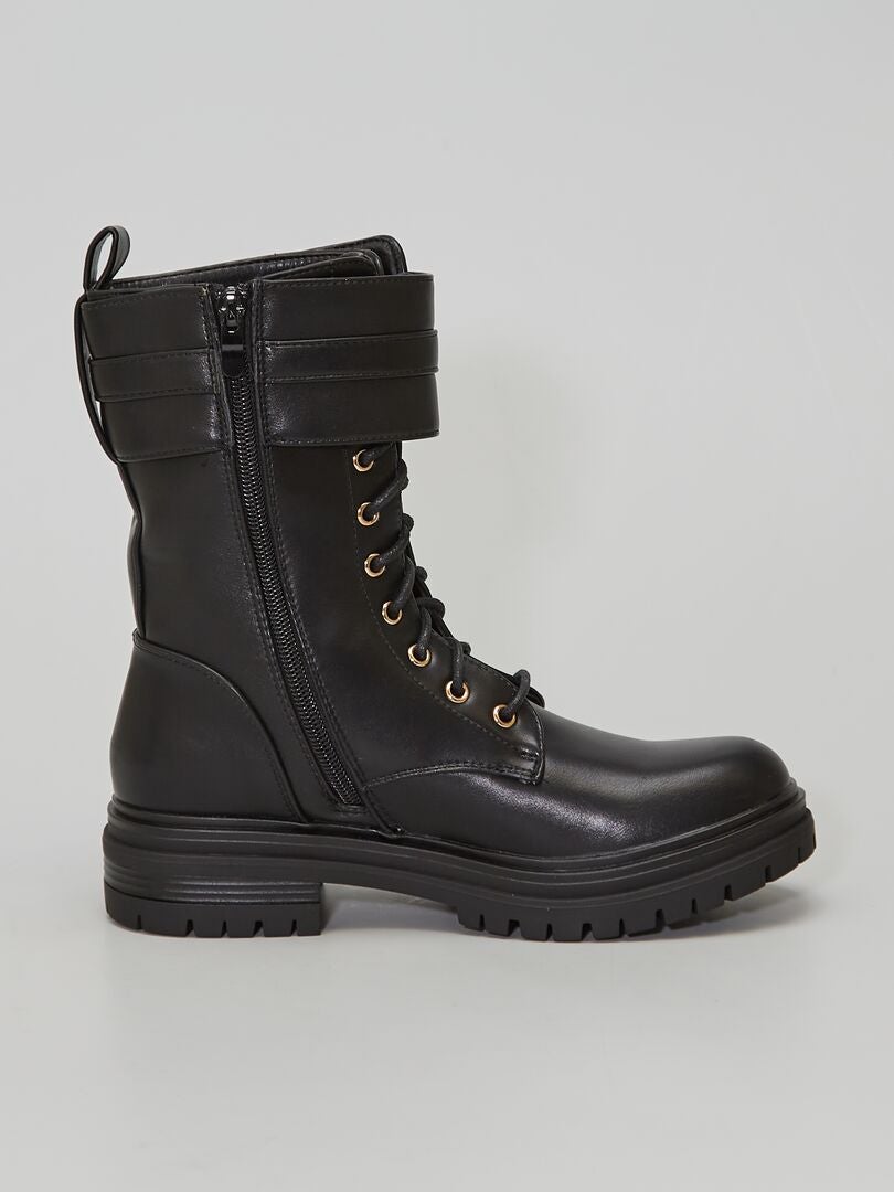 bottines style rangers