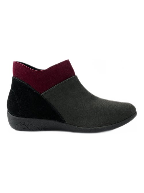 Boots zippées largeur confort cuir velours - afibel - Kiabi Boots zippées largeur confort cuir velours - afibel - Kiabi