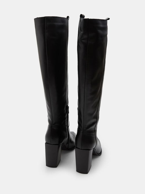 Botte en cuir avec talon BATA - Kiabi Botte en cuir avec talon BATA - Kiabi