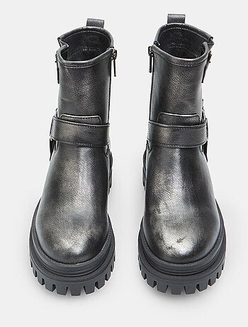 Bottes avec semelle track BATA