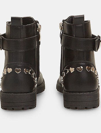 Bottes de avec des cœurs BATA