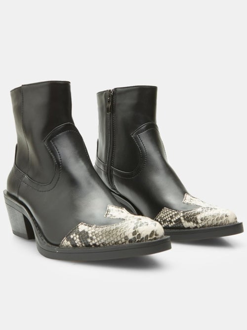 Bottes de cowboy avec talon et bout imprimé python BATA - Kiabi Bottes de cowboy avec talon et bout imprimé python BATA - Kiabi