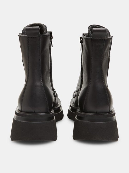 Bottes d'hiver casual confortables Baťa - Kiabi Bottes d'hiver casual confortables Baťa - Kiabi