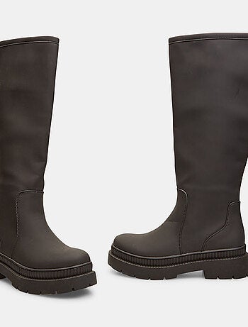 Bottes effet cuir BATA