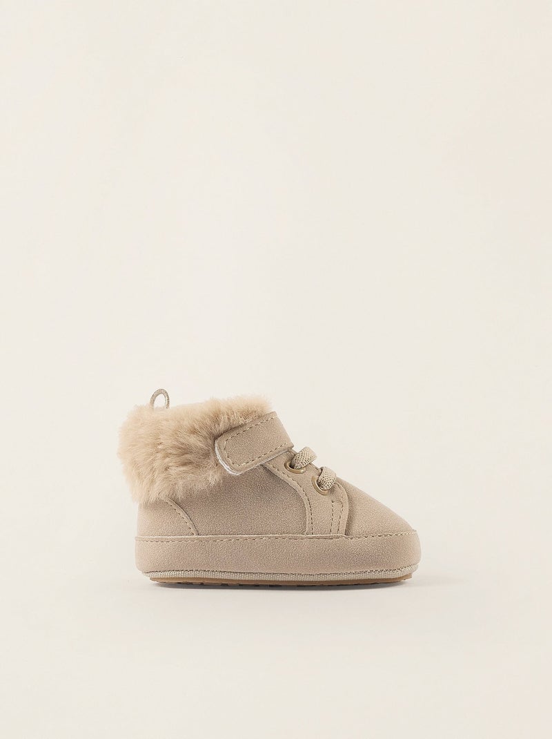 Bottes en Daim avec Bride à Scratch Gris - Kiabi