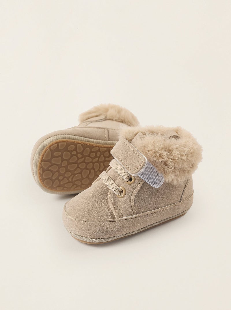 Bottes en Daim avec Bride à Scratch Gris - Kiabi