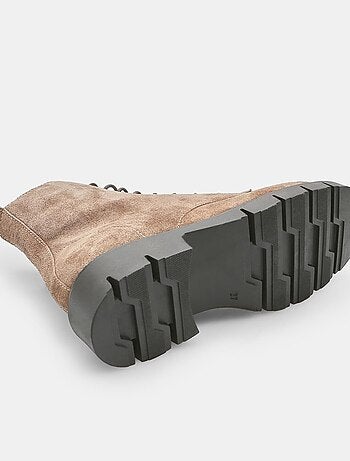 Bottes en daim