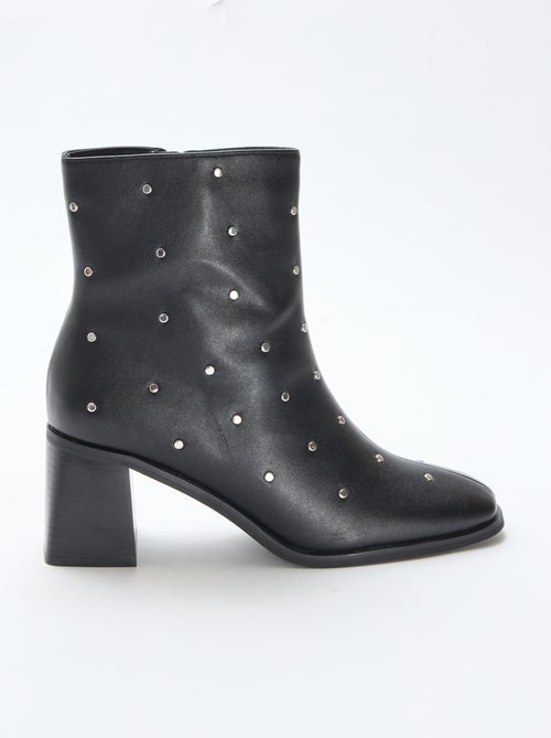 Bottes en simili avec clous uni - Kiabi
