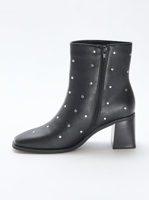 Bottes en simili avec clous uni - Kiabi