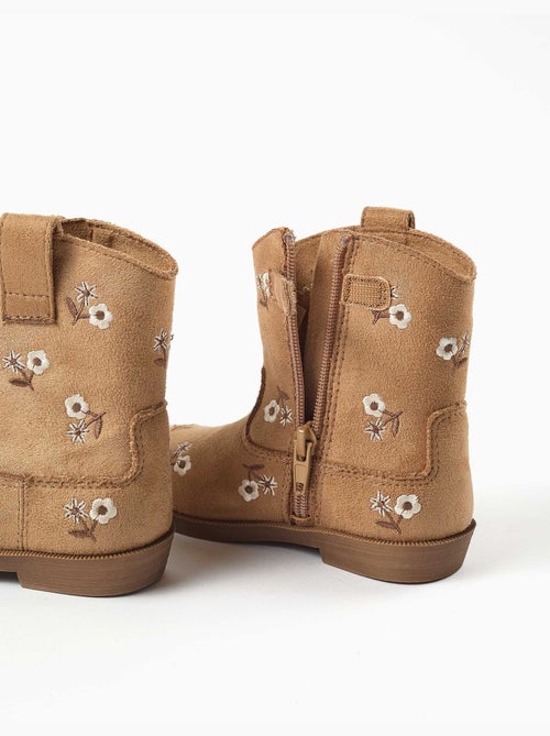 Bottes en suédine avec fleurs brodées - Kiabi Bottes en suédine avec fleurs brodées - Kiabi