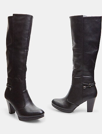 Bottes hautes avec talon large BATA
