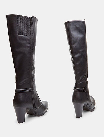 Bottes hautes avec talon large BATA