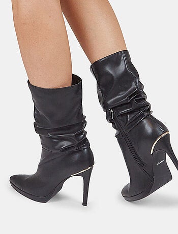 Bottes plissées avec talon aiguille BATA