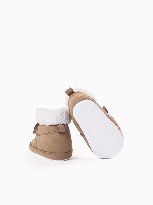 Bottes pré-marche avec doublure effet mouton - Kiabi Bottes pré-marche avec doublure effet mouton - Kiabi