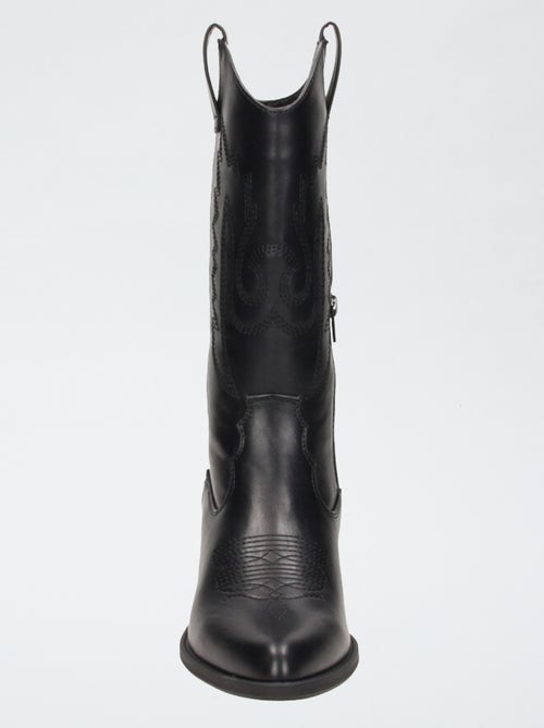 Bottes type western en simili - Kiabi Bottes type western en simili - Kiabi
