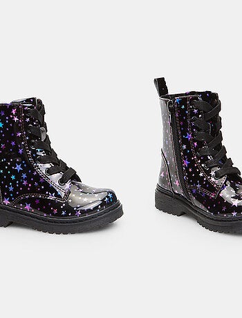 Bottes vernies avec étoiles BATA