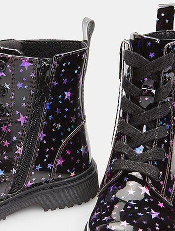 Bottes vernies avec étoiles BATA