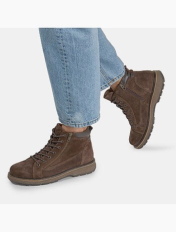 Bottine à lacets en daim Bata